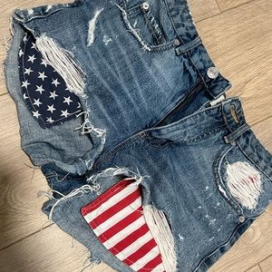 Garage shorts size 3